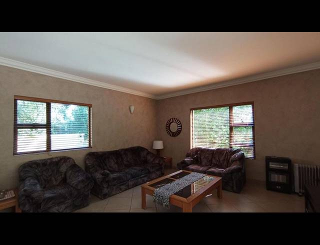 4 BEDROOM HOUSE FOR SALE IN RUIMSIG
